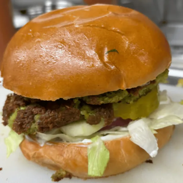 Falafel Burger